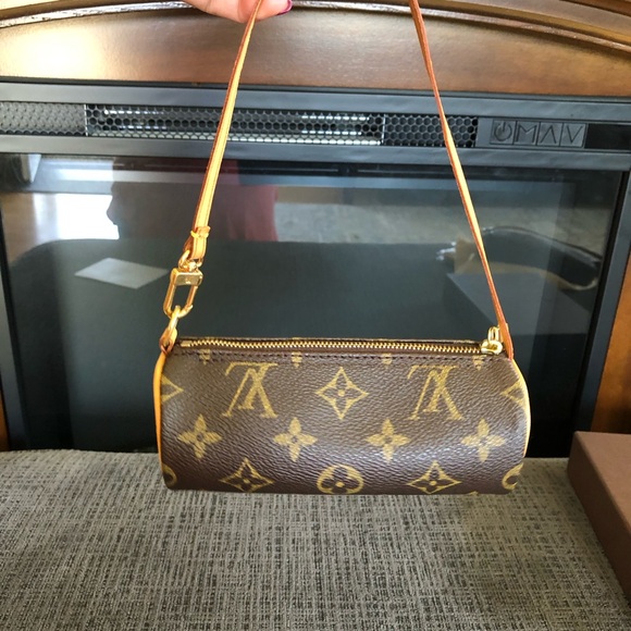 Monogram Mini Papillon. - Picture 3 of 16